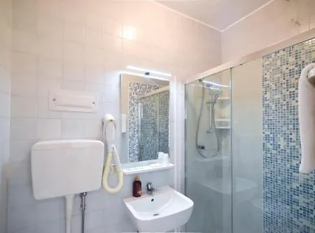 Janeiro Otel