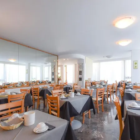 Otel Janeiro Caorle