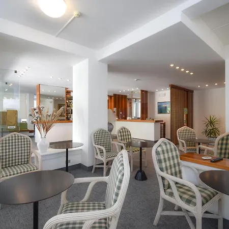 Janeiro Otel Caorle