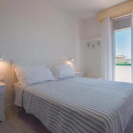 Janeiro Otel 3*