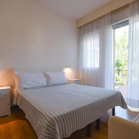 Janeiro Otel