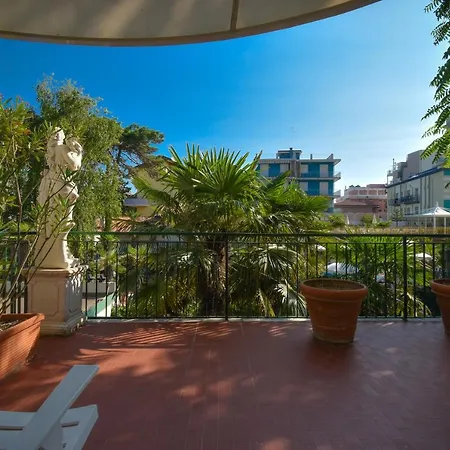 Janeiro 3* קאורלה